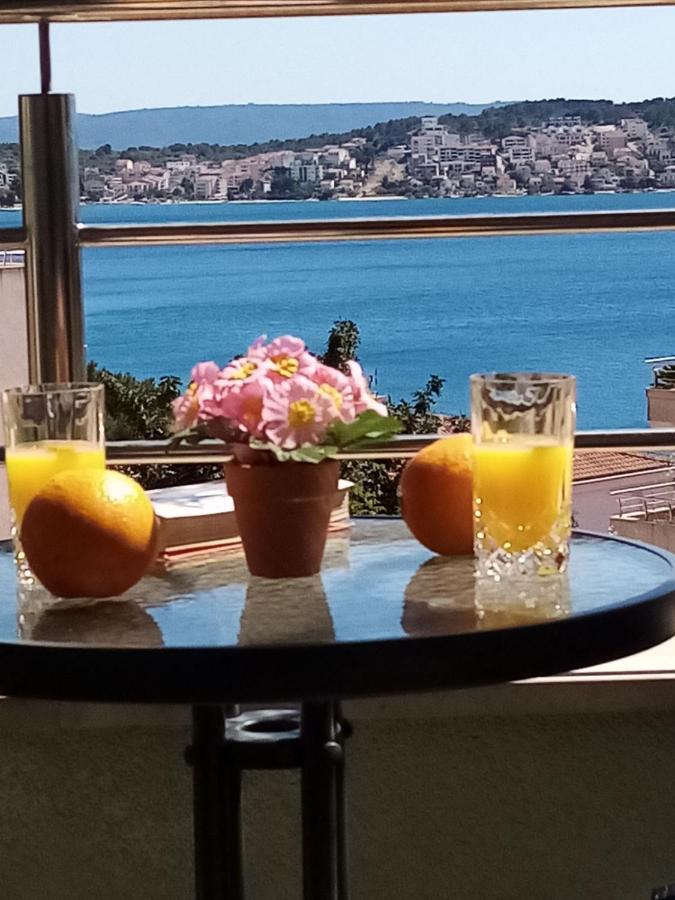 Apartman Mikola With Sea View Trogir Exterior photo