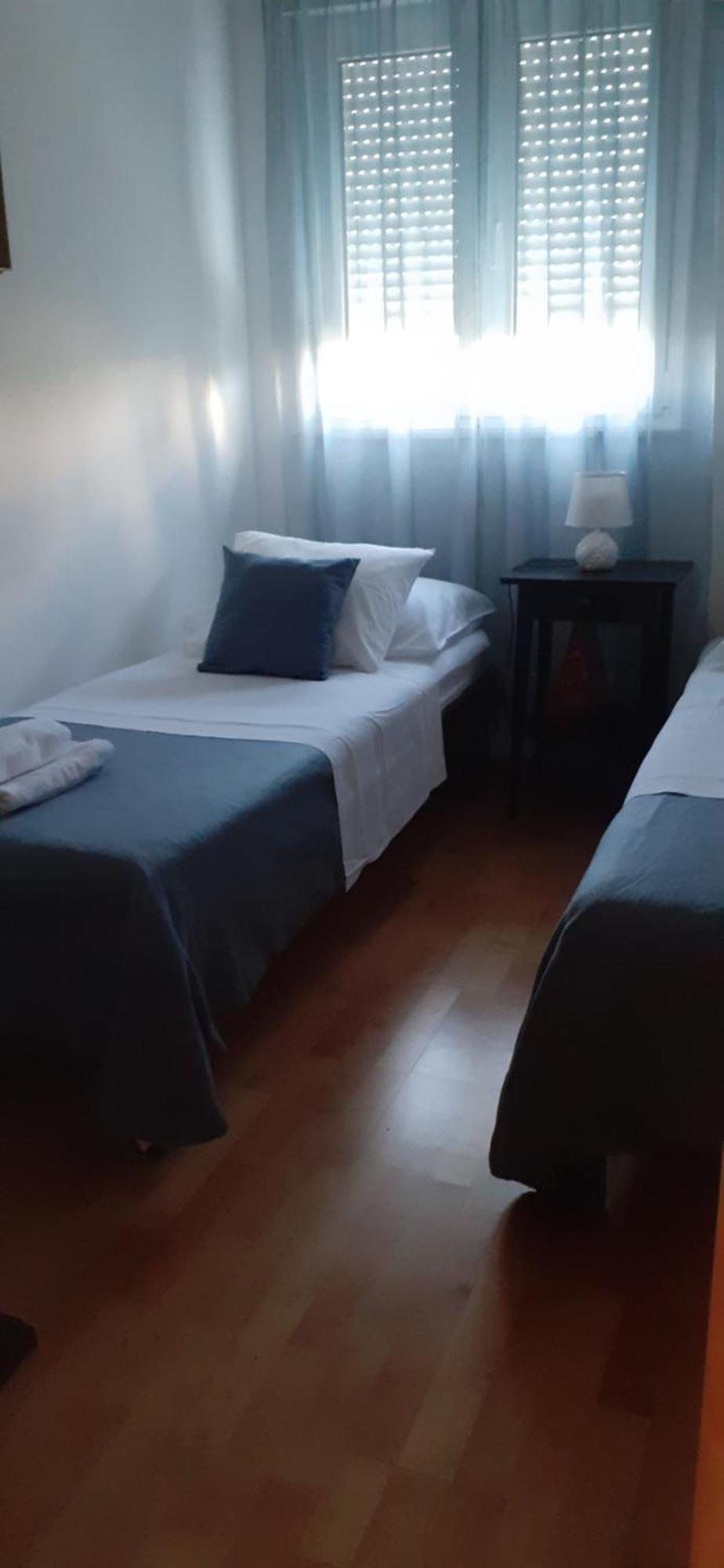 Apartman Mikola With Sea View Trogir Exterior photo