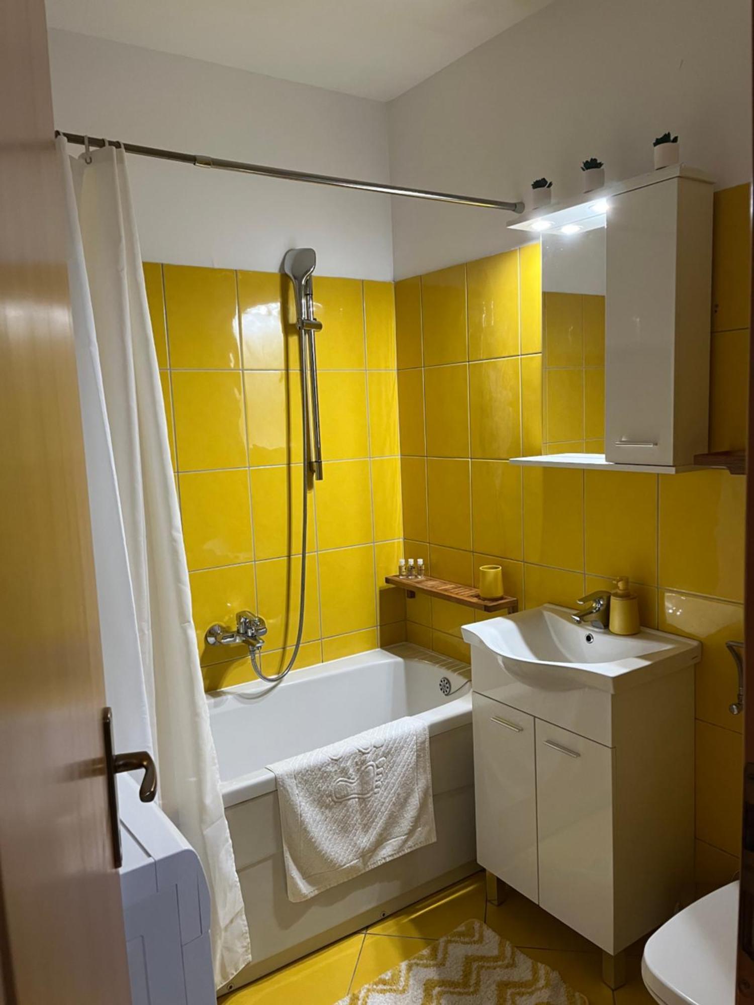 Apartman Mikola With Sea View Trogir Exterior photo